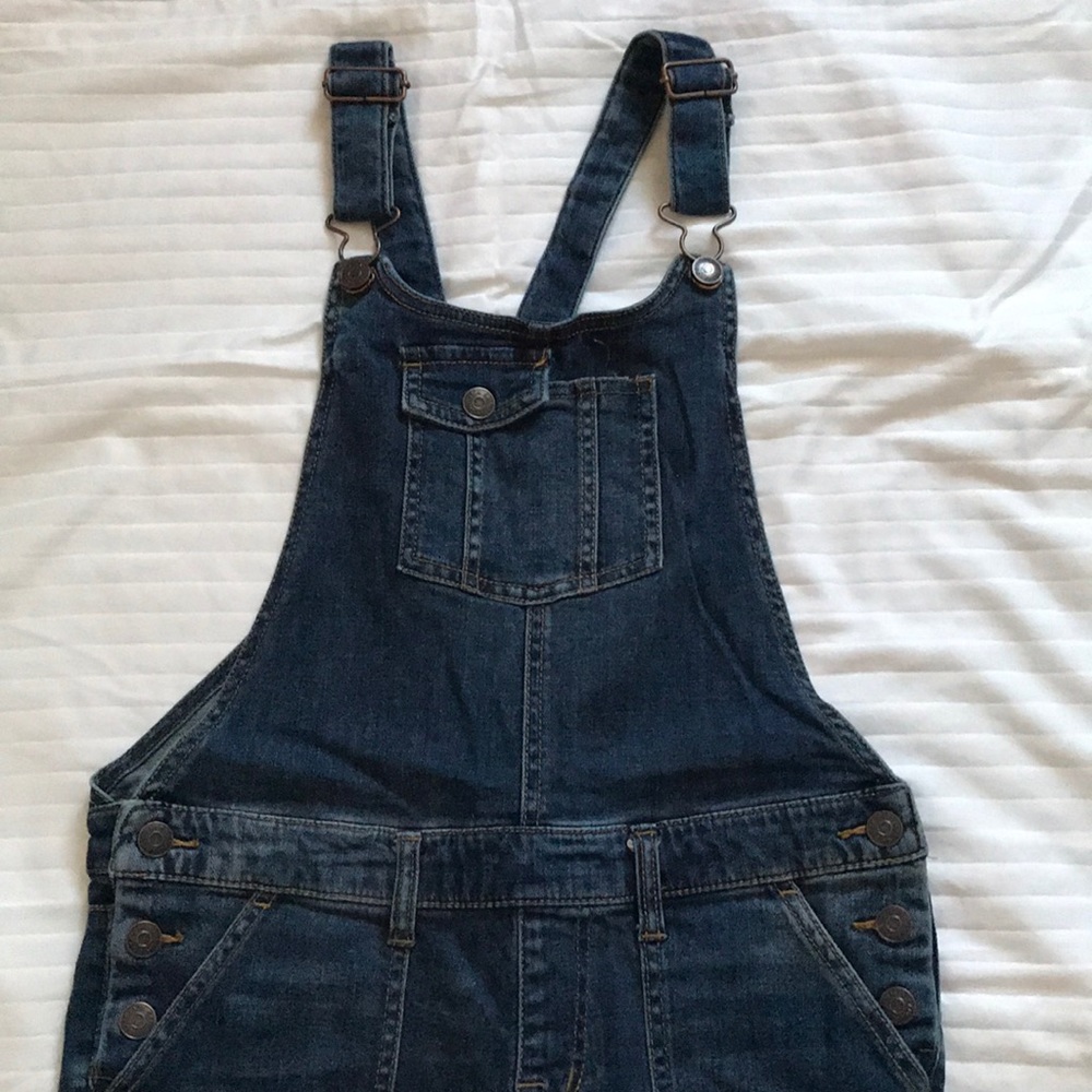 Girl’s Overalls